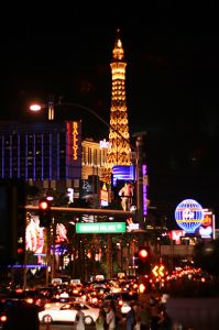 Las Vegas Boulevard (Photo: Marit & Toomas Hinnosaar/flickr CC 2.0)