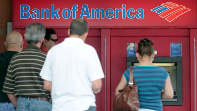 people using Bank of America ATMS
