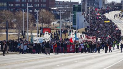 Protesters in Milwaukee, Wisconsin participate in the "day without Latinos, immigrants and refugees" march on Feb. 13, 2016. (Photo by Sue Juggles)