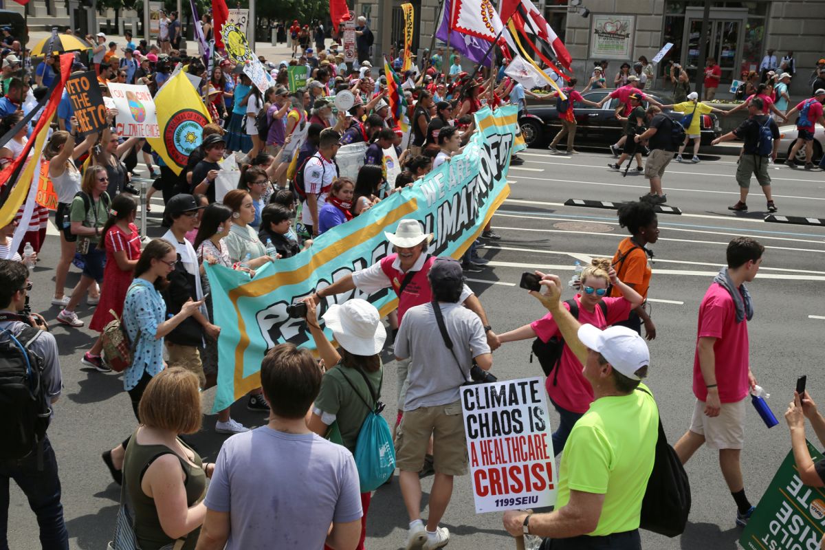 Photos: Hundreds of Thousands Mobilize for Climate Justice