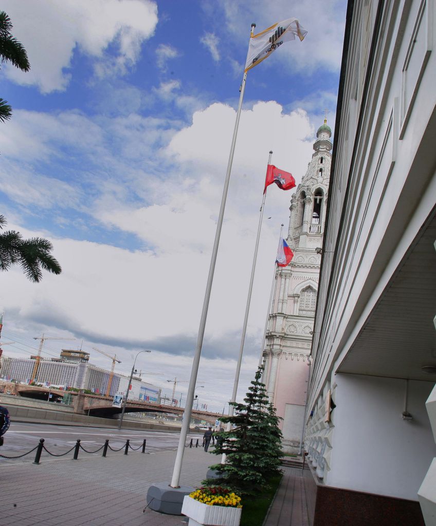 The exterior of the Rosneft headquarters is seen in Moscow. (Photo by Dmitry Beliakov/Bloomberg via Getty Images)
