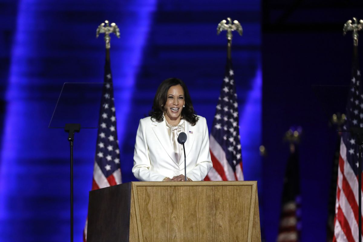 Kamala Harris, America’s First Female Vice President-Elect, Makes ...